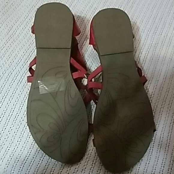 Sandals - Picture 4 of 4